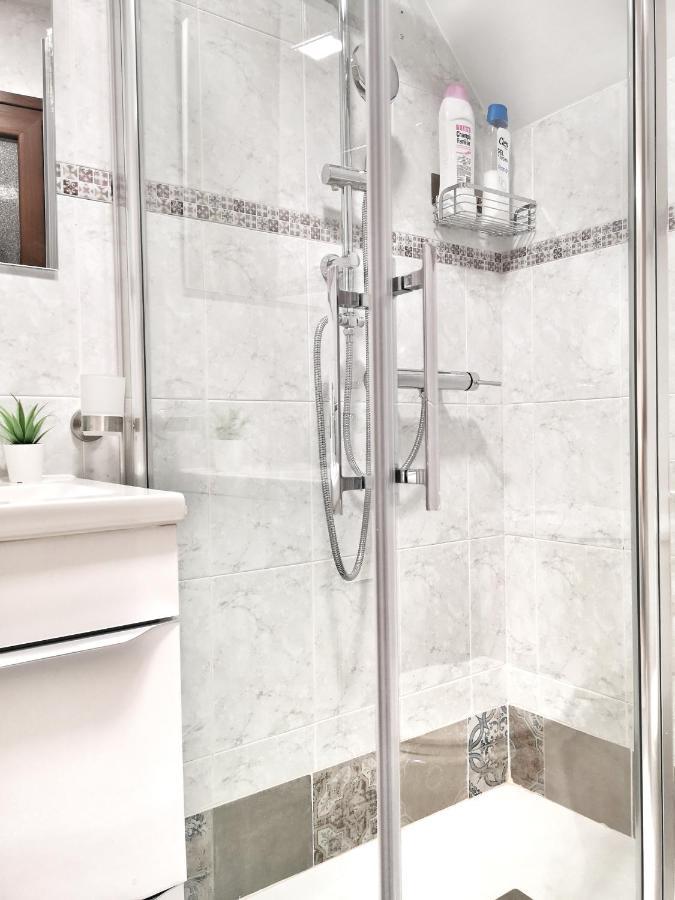 Apartamento Ilarcuris Con Patio Privado Toledo Exterior foto