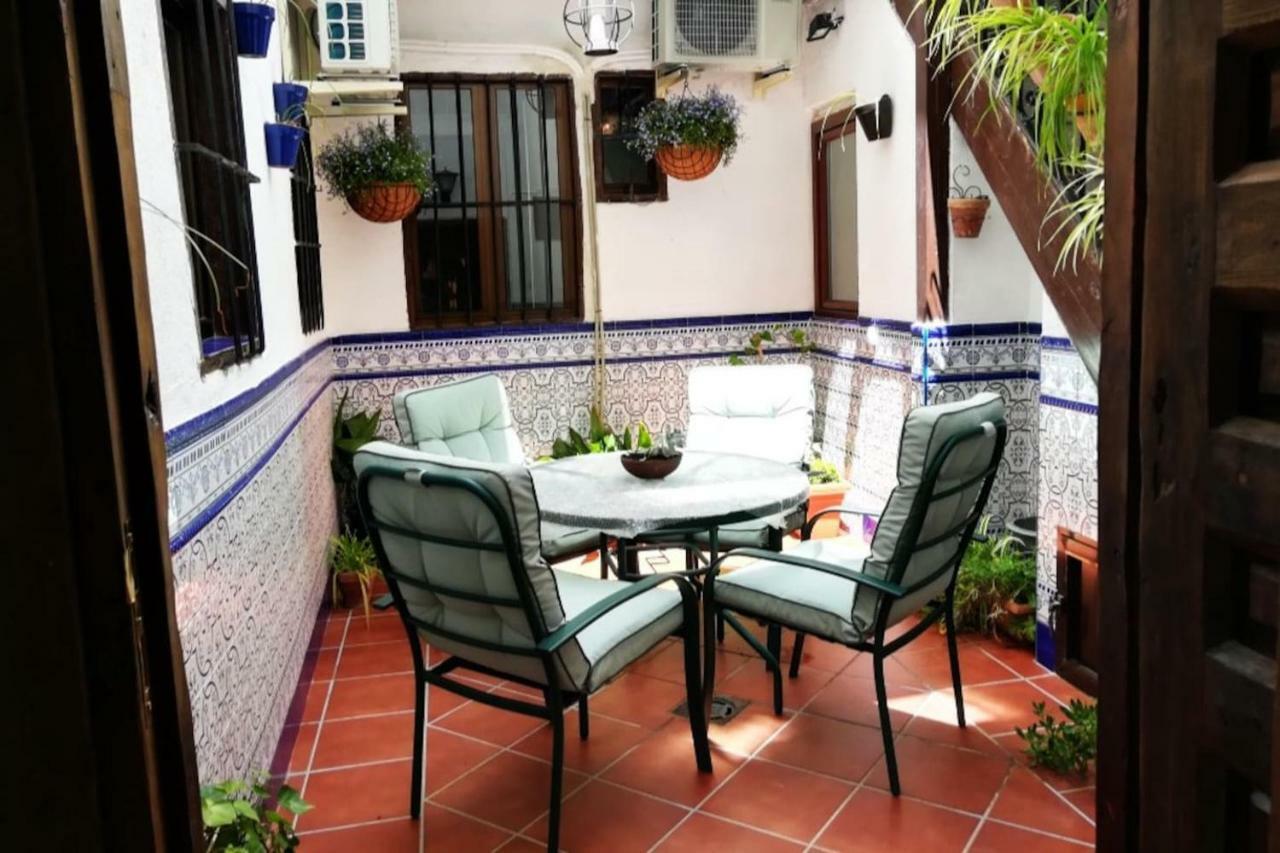 Apartamento Ilarcuris Con Patio Privado Toledo Exterior foto